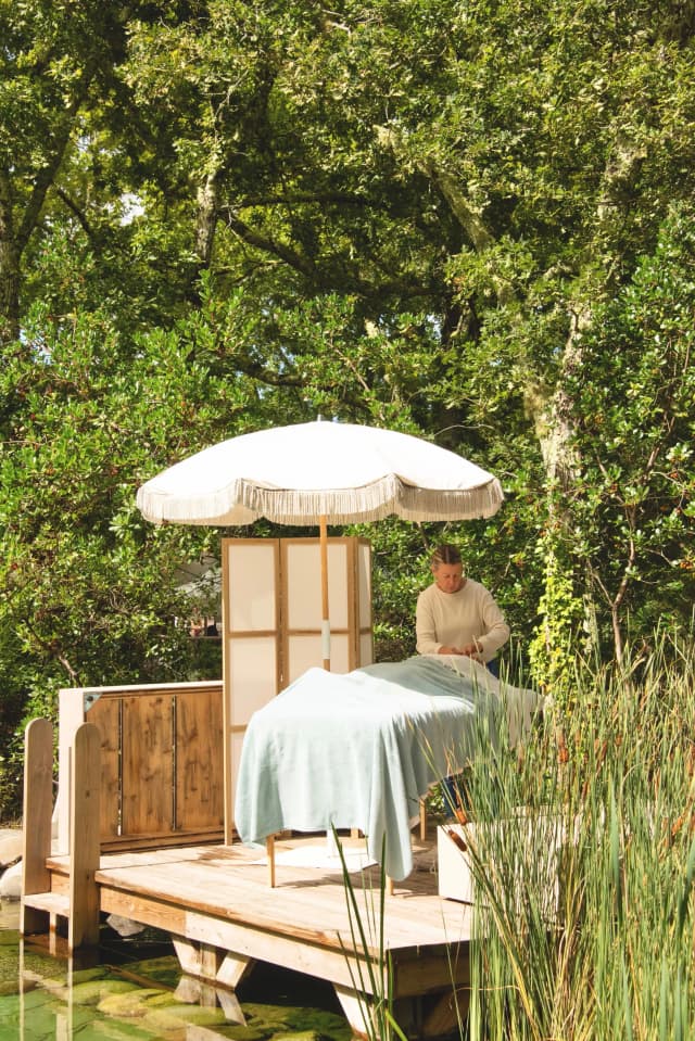 photo seance kobido avec sandrine en exterieur